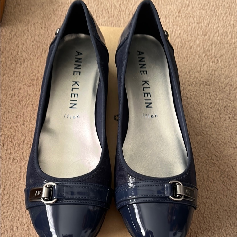 Anne Klein Women's Navy Blue Flats